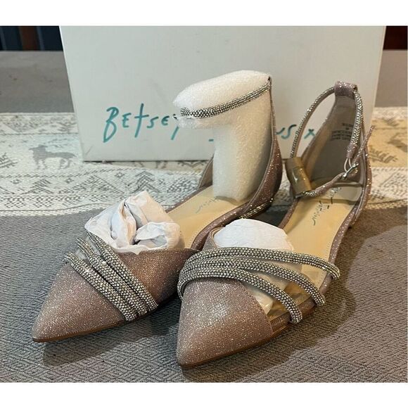 Betsey Johnson Women's Elsah Ballet Flat - Picture 2 of 7